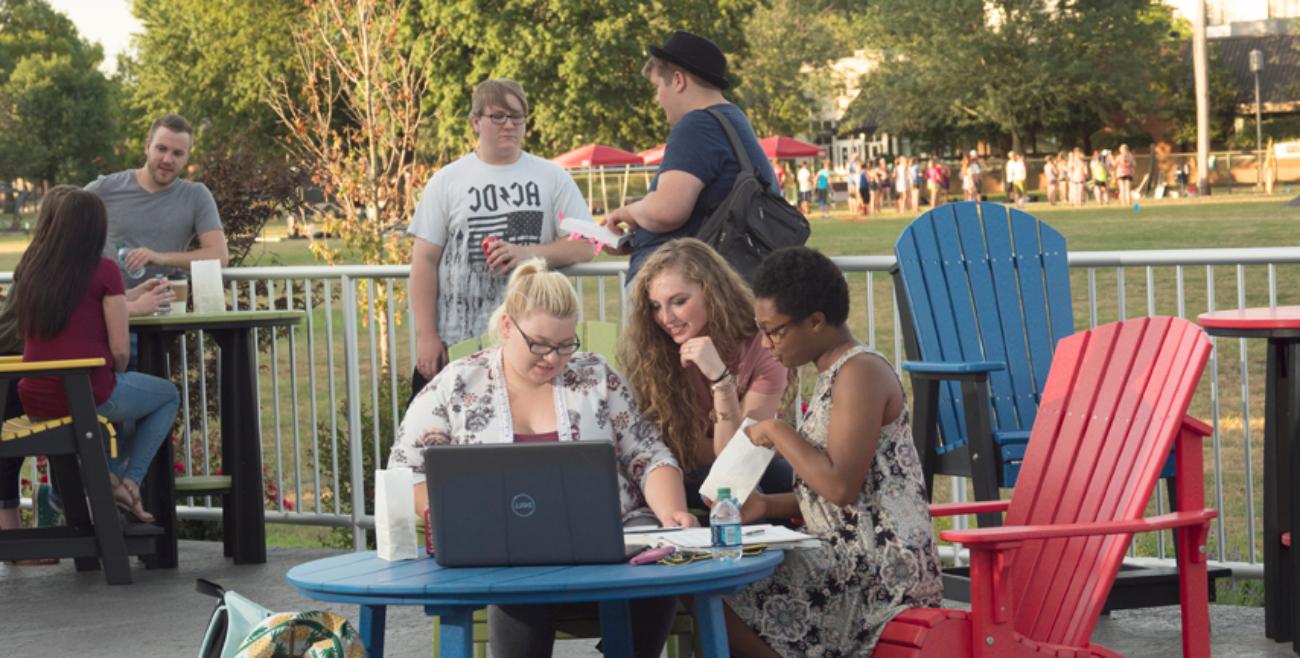 A group of students hanging out outside Jefferson Student Union